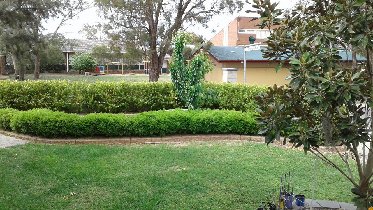 Wombermere Bed and Breakfast Goulburn Exteriör bild