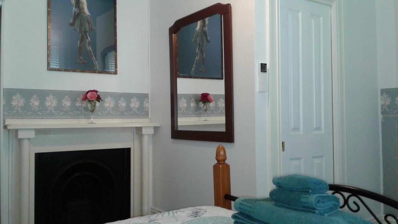 Wombermere Bed and Breakfast Goulburn Exteriör bild